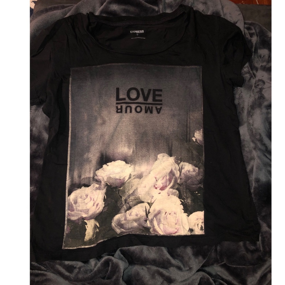 ‘Love Amour T-shirt’